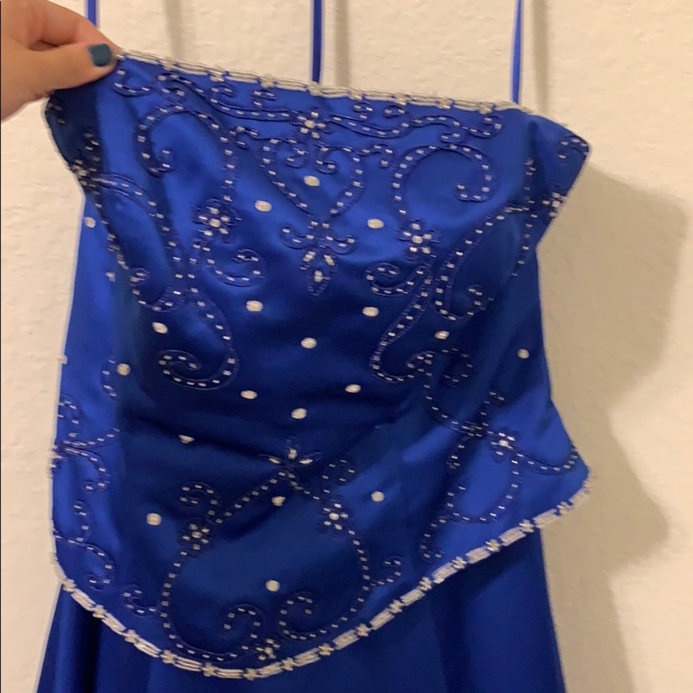 Prom Dress - Picture 2 of 9